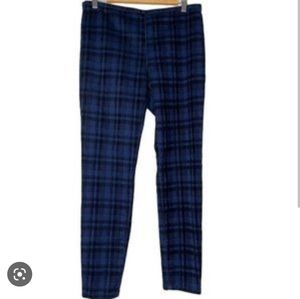 Forever 21 black plaid with overlaod red grid, pull on stretchy pants, 3x.